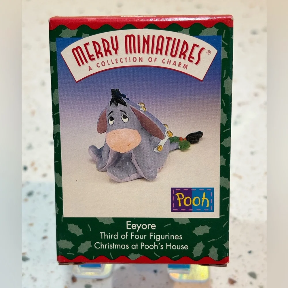 Hallmark Merry Miniatures Eeyore 1999 Christmas at Pooh’s House Rare Disney‎